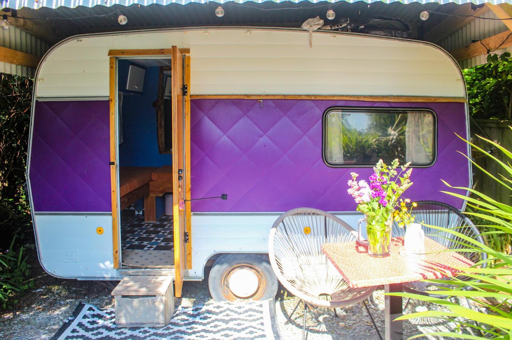 מלון Chapeltown Retro Caravans At Valentia Island Escape מראה חיצוני תמונה