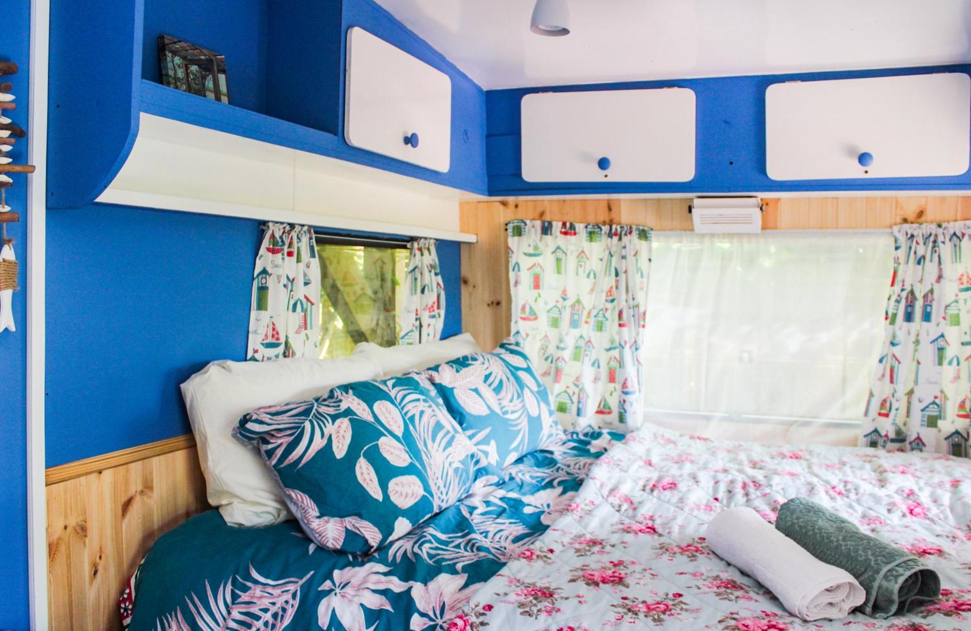 מלון Chapeltown Retro Caravans At Valentia Island Escape מראה חיצוני תמונה