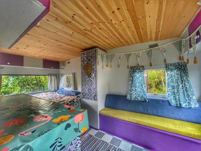 מלון Chapeltown Retro Caravans At Valentia Island Escape מראה חיצוני תמונה