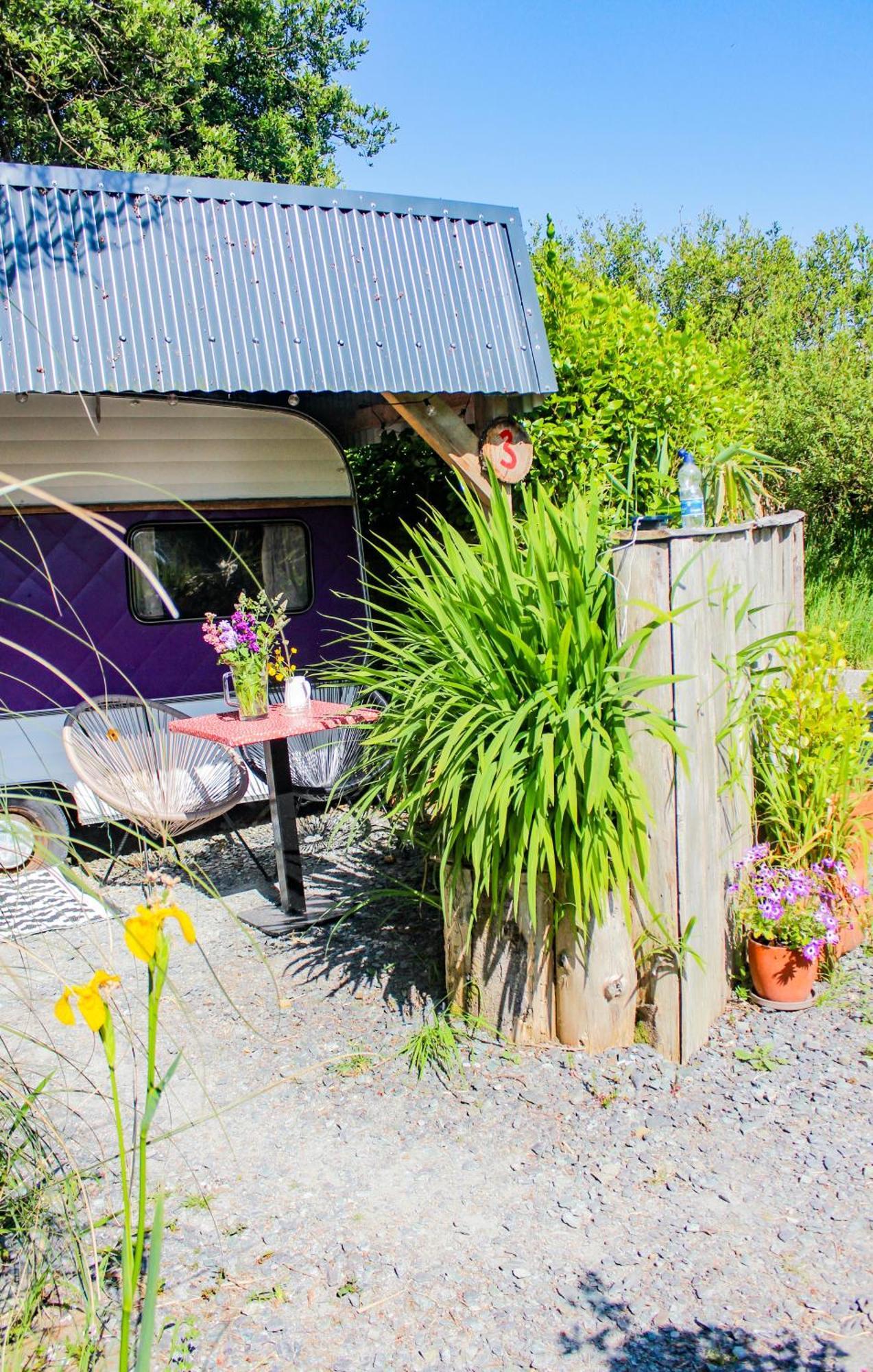 מלון Chapeltown Retro Caravans At Valentia Island Escape מראה חיצוני תמונה