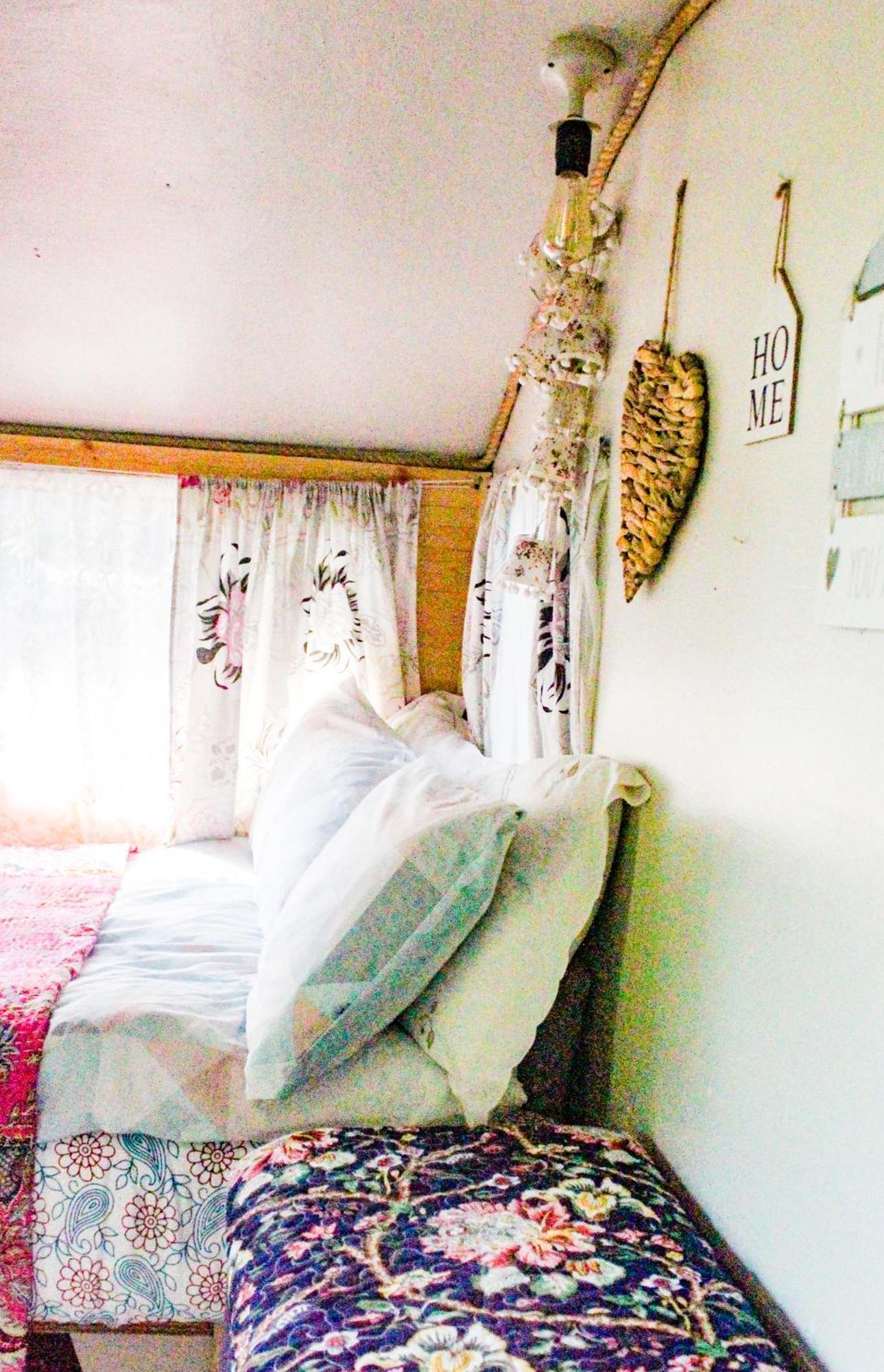 מלון Chapeltown Retro Caravans At Valentia Island Escape מראה חיצוני תמונה